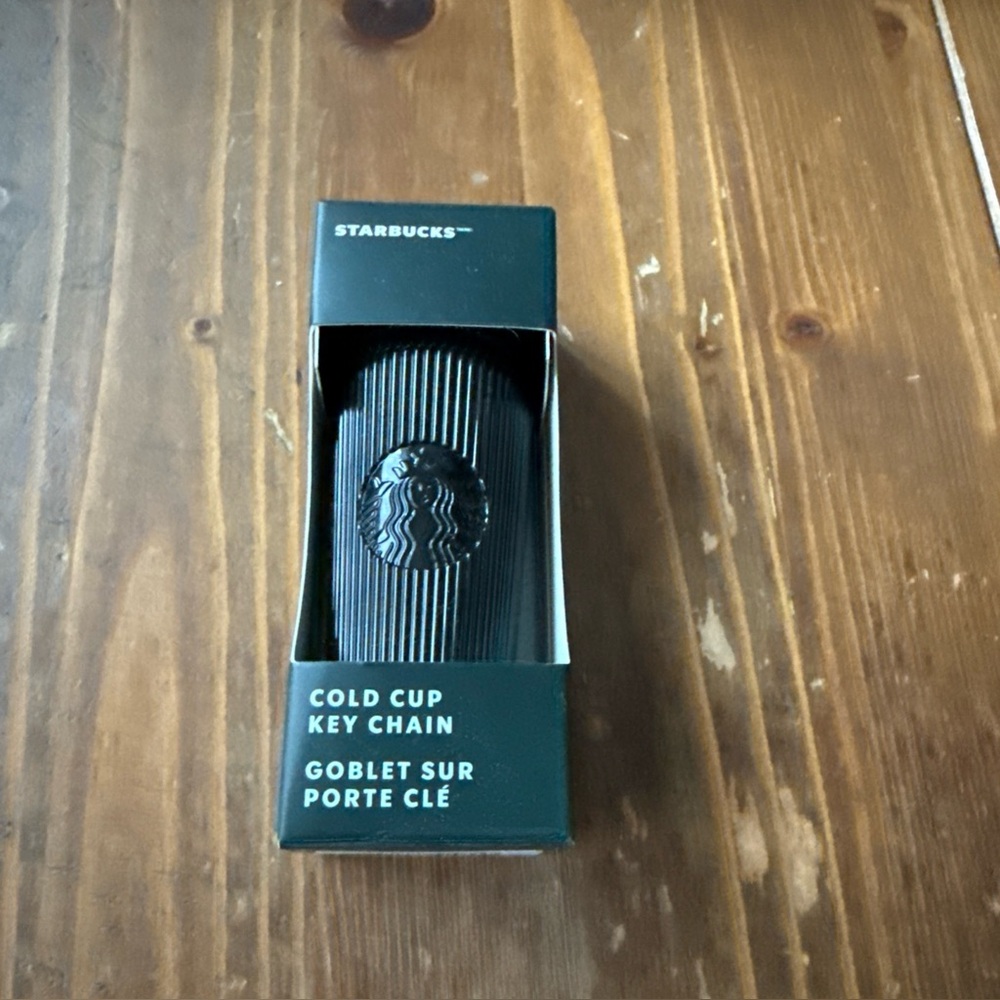 Starbucks Winter 2024 Black Pleated Cold Cup Keychain